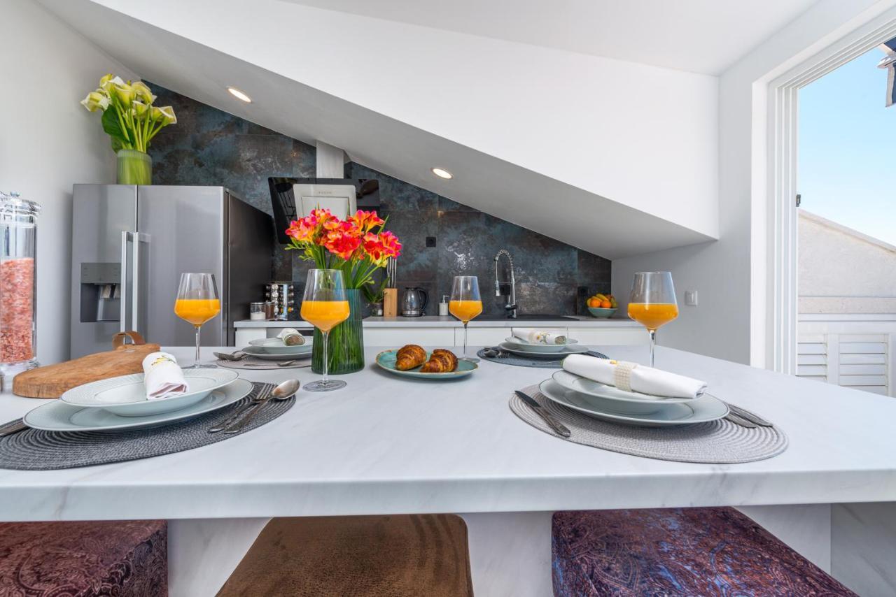 Guest House Allineeddubrovnik Choose Between Double Room Or Penthouse Or Studio Apartments Free Parking Bagian luar foto