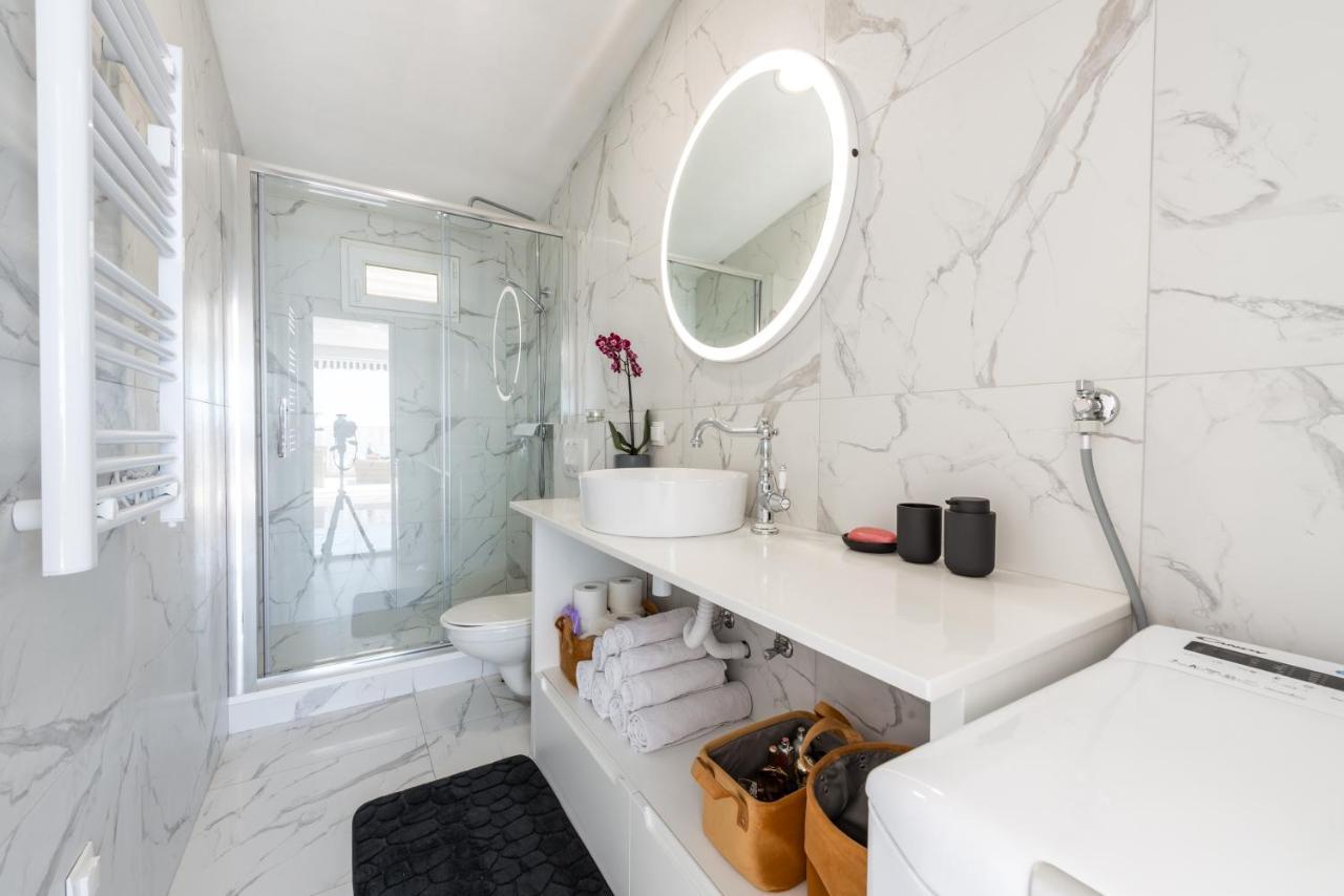 Guest House Allineeddubrovnik Choose Between Double Room Or Penthouse Or Studio Apartments Free Parking Bagian luar foto